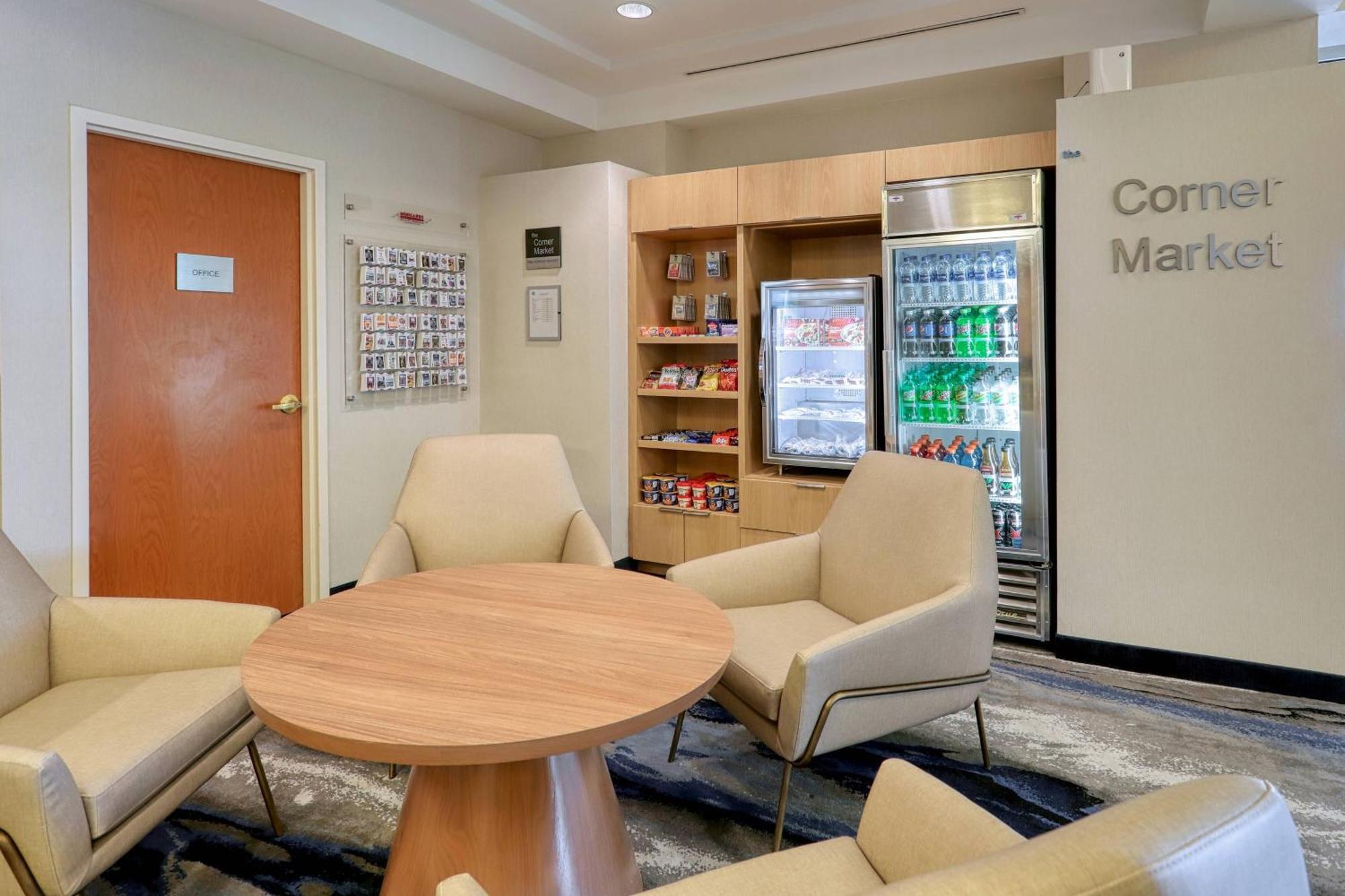Fairfield Inn & Suites Woodbridge Avenel Eksteriør bilde