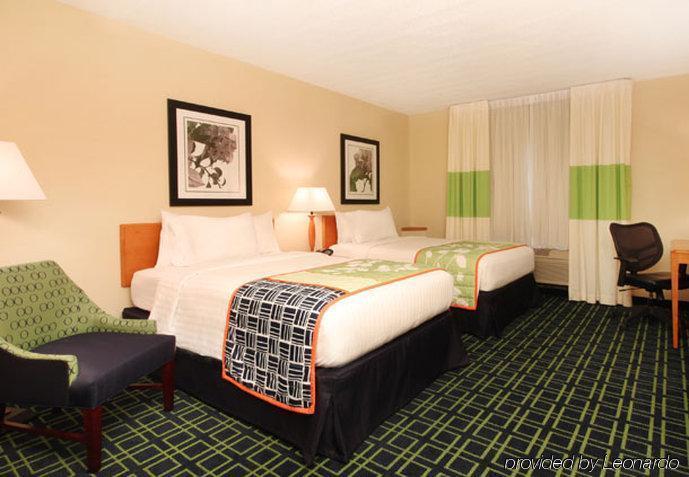 Fairfield Inn & Suites Woodbridge Avenel Eksteriør bilde